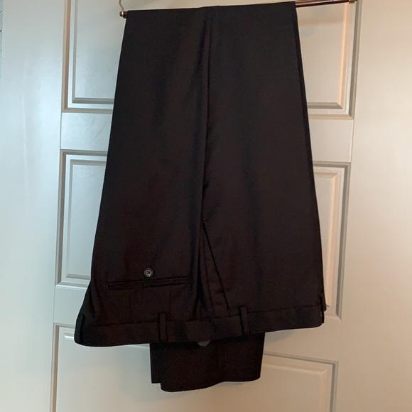 DKNY Men’s wool suit